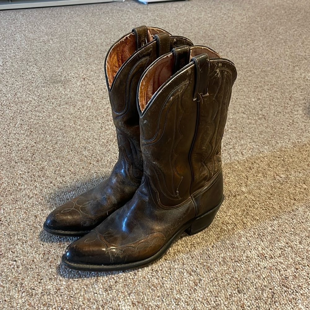 Wrangler cowboy boots